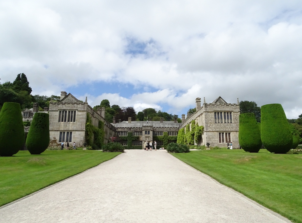 Lanhydrock House & Gardens